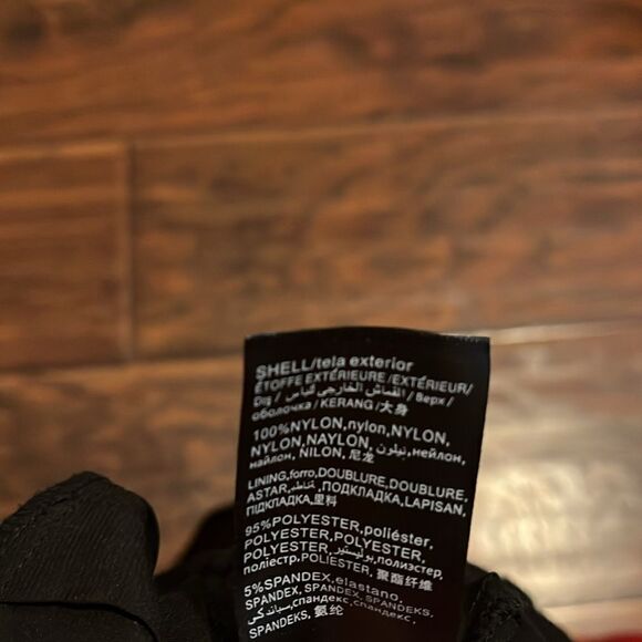 Bebe Blue Floral Lace Romper Contemporary Feminine Festival Event Concert - Picture 12 of 13